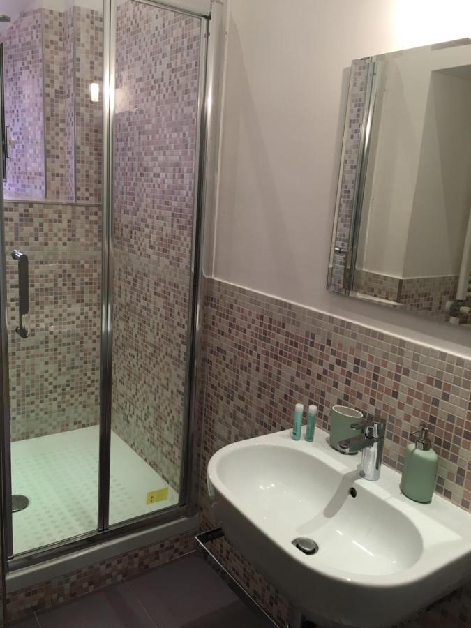 רומא La Finestra Sul Colosseo B&B 1 מראה חיצוני תמונה