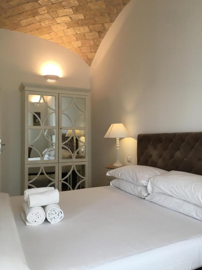 רומא La Finestra Sul Colosseo B&B 1 מראה חיצוני תמונה