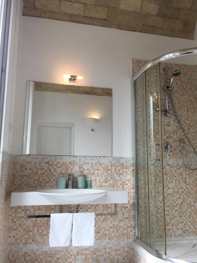 רומא La Finestra Sul Colosseo B&B 1 מראה חיצוני תמונה